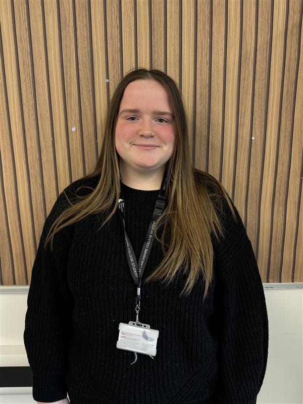 Hollie, Social Sciences